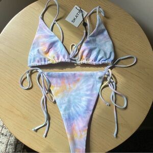 Skatie Tavaru Tie Dye Set